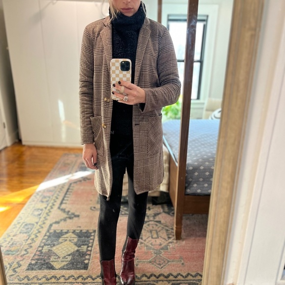 Eddie Bauer Black Fireside Teddy Turtleneck Pullover with Front Pouch Pocket - Picture 6 of 6